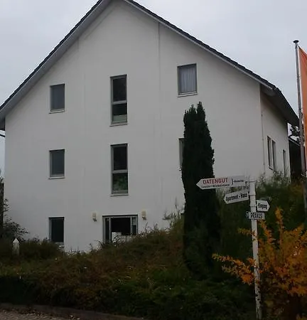 Apartmenthaus בית אירוח