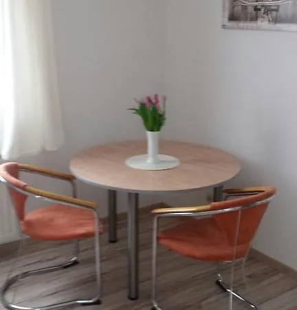 Apartmenthaus בית אירוח *