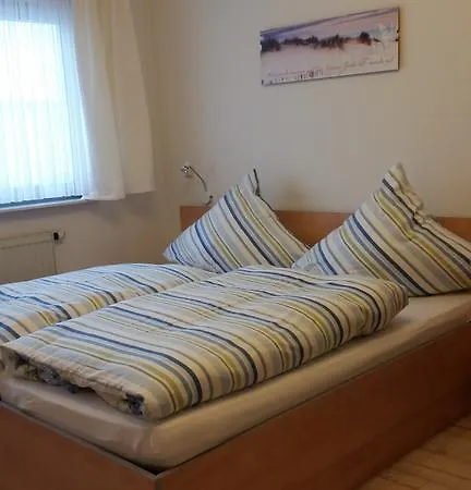 Apartmenthaus * צוונקאו